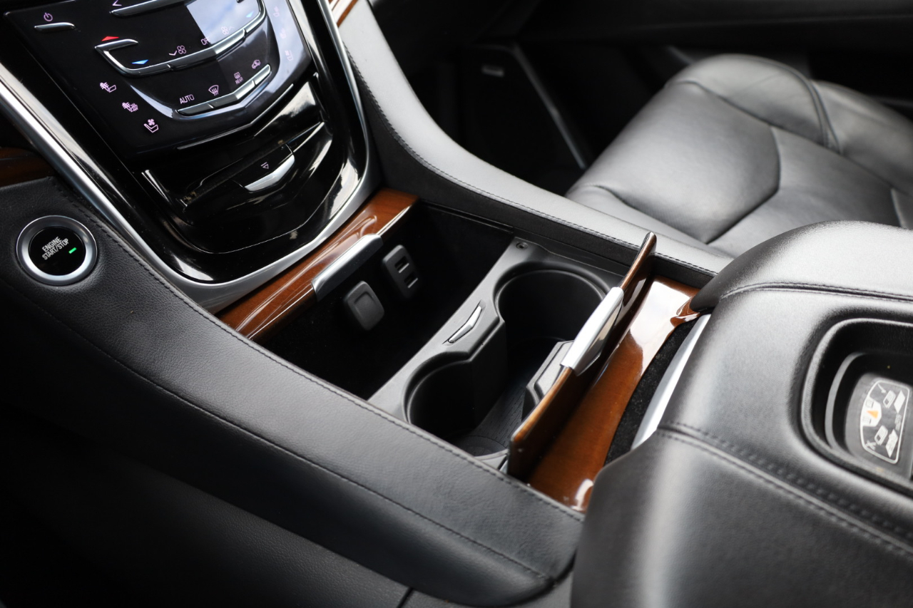 Cadillac Escalade ESV 2WD 4dr Luxury 2020