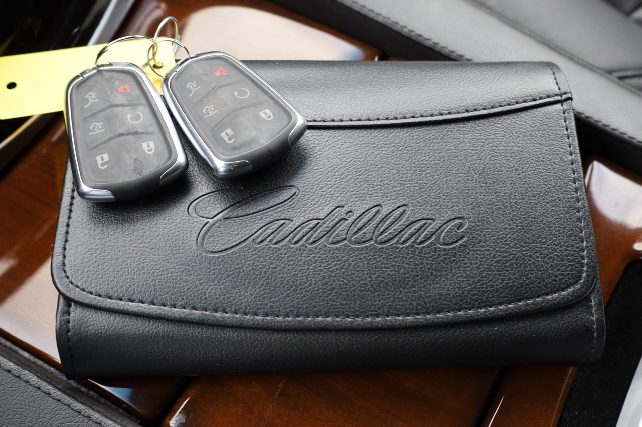 Cadillac Escalade ESV 2WD 4dr Luxury 2020