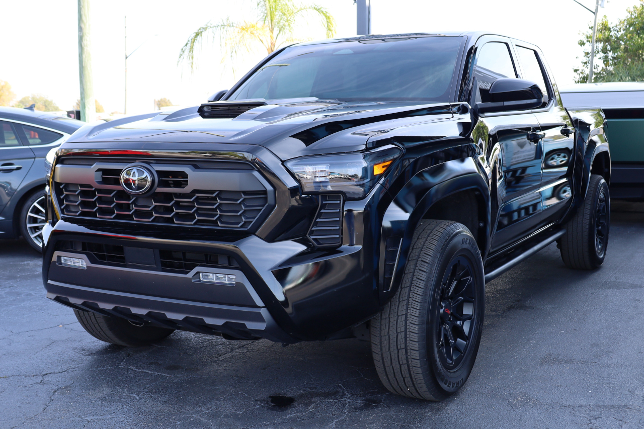 Toyota Tacoma 2WD TRD Sport Double Cab 5' Bed AT (Natl) 2025