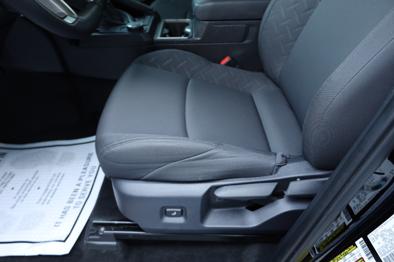 Toyota Tacoma 2WD TRD Sport Double Cab 5' Bed AT (Natl) 2025