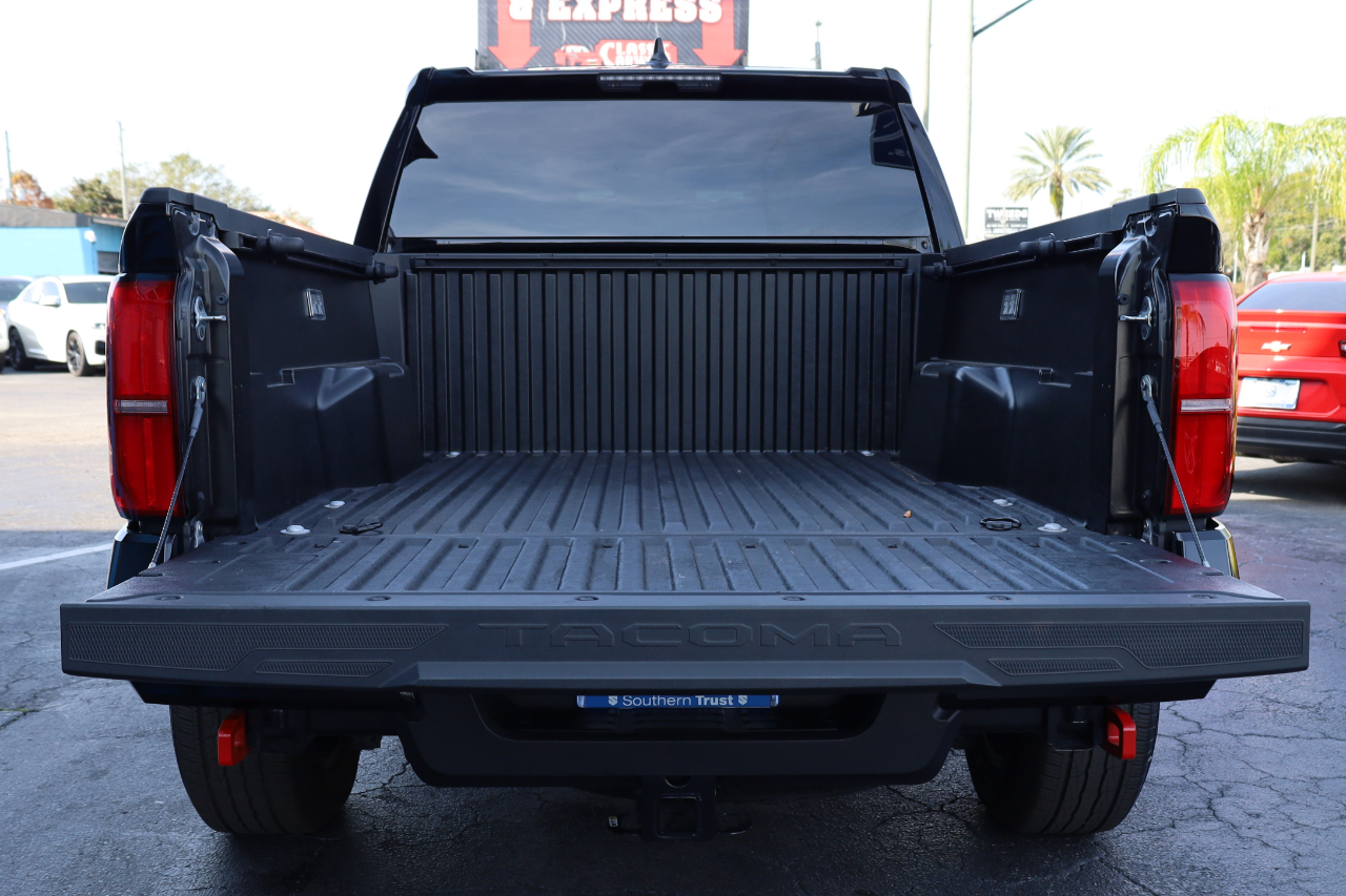 Toyota Tacoma 2WD TRD Sport Double Cab 5' Bed AT (Natl) 2025