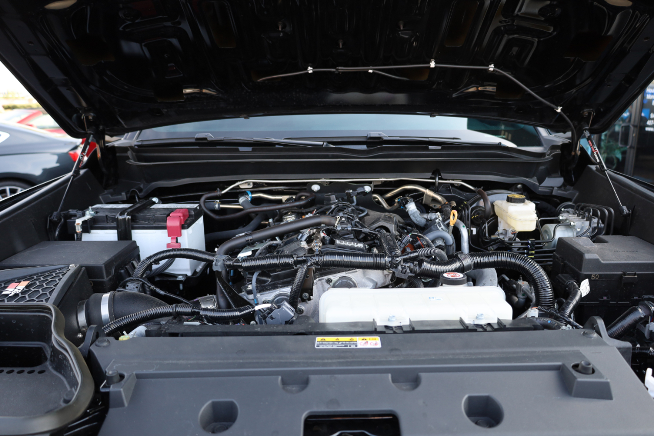 Toyota Tacoma 2WD TRD Sport Double Cab 5' Bed AT (Natl) 2025