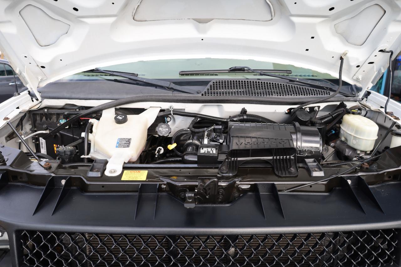 Chevrolet Express Cargo Van RWD 2500 135" 2016