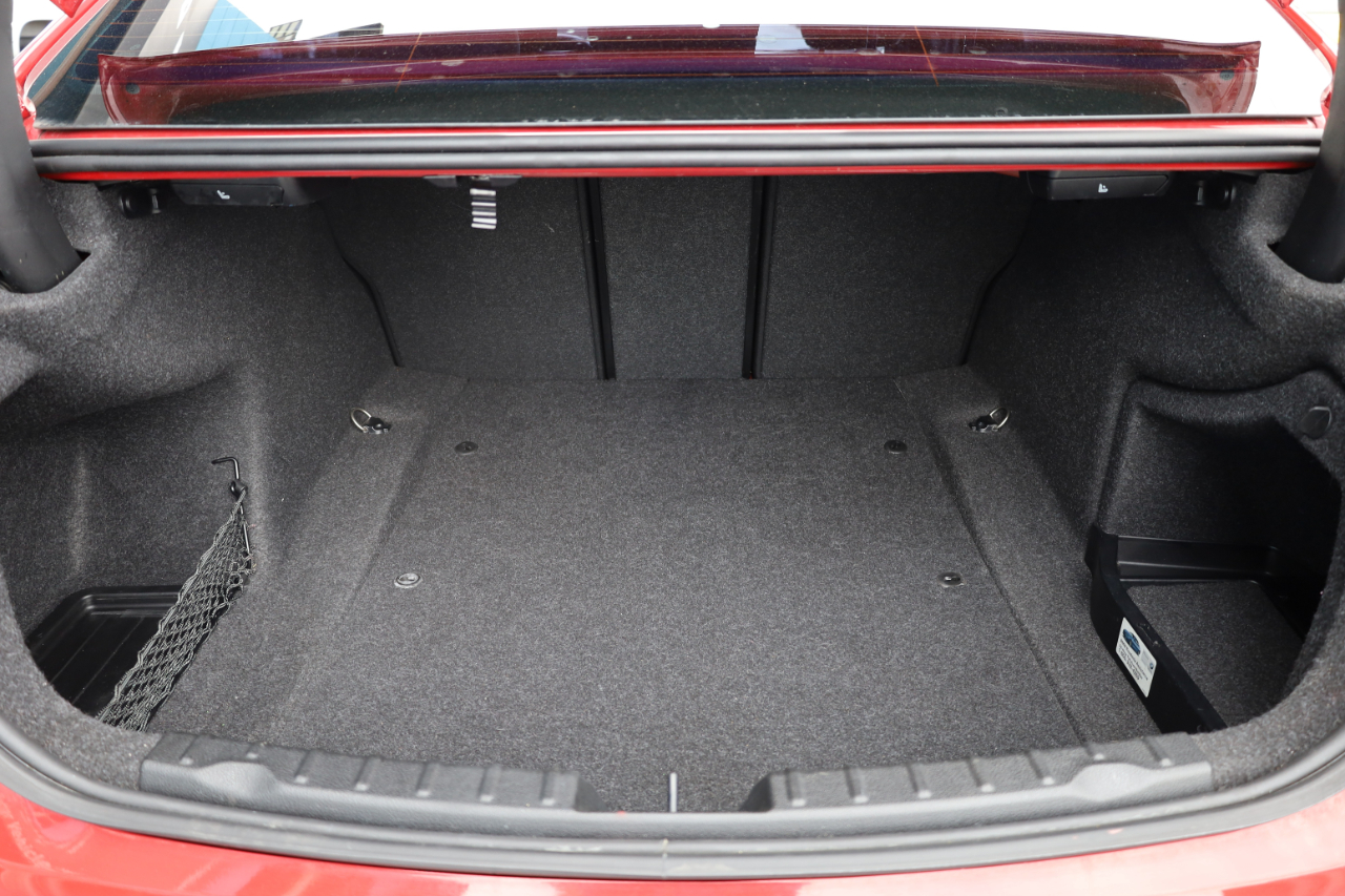 BMW 3 Series 330i Sedan 2017