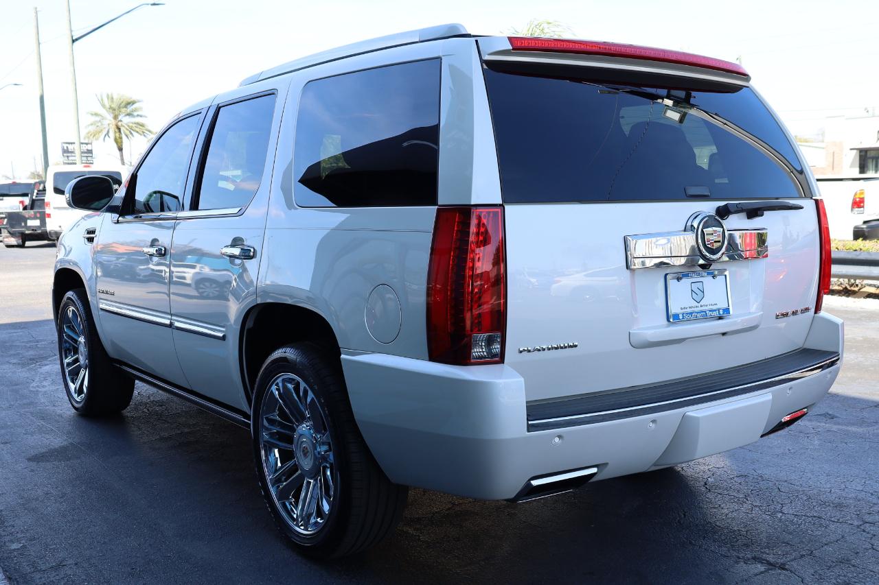 Cadillac Escalade 2WD 4dr Platinum 2014