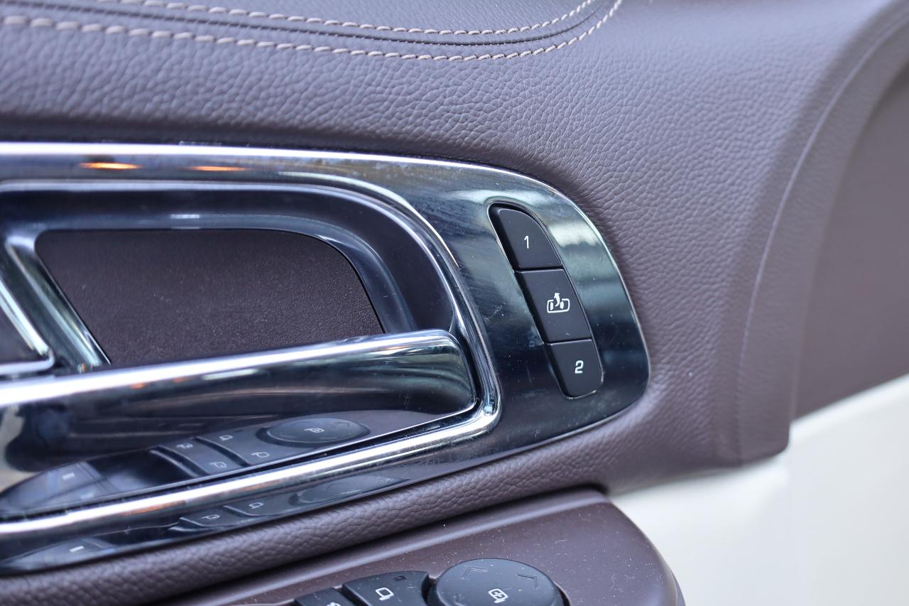 Cadillac Escalade 2WD 4dr Platinum 2014