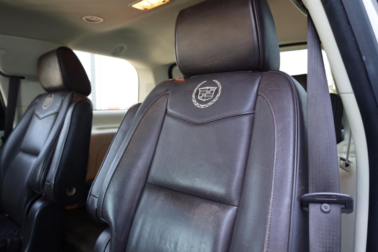 Cadillac Escalade 2WD 4dr Platinum 2014