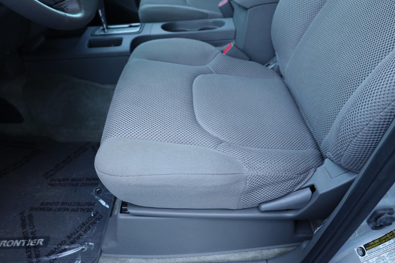 Nissan Frontier 2WD Crew Cab SWB Auto SV 2016