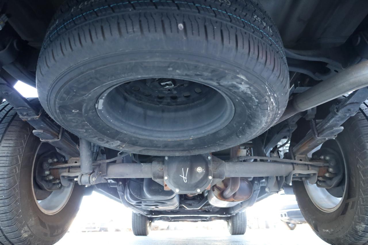 Nissan Frontier 2WD Crew Cab SWB Auto SV 2016