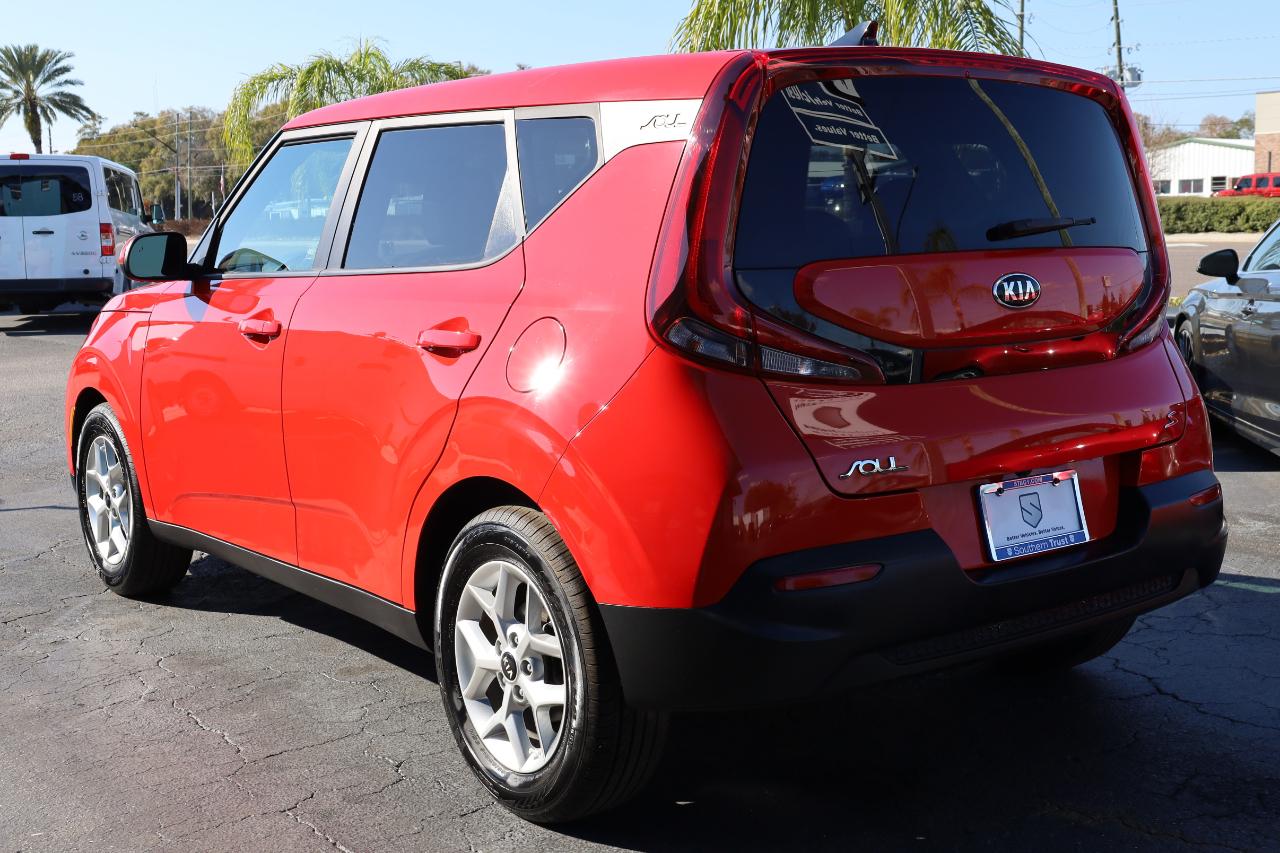Kia Soul S IVT 2021