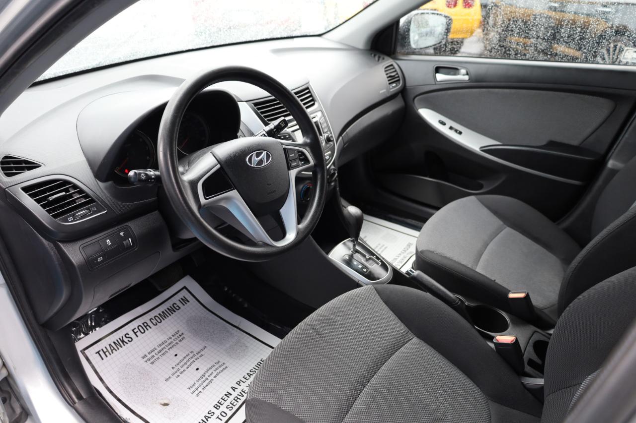 Hyundai Accent 5dr HB Auto GS 2013