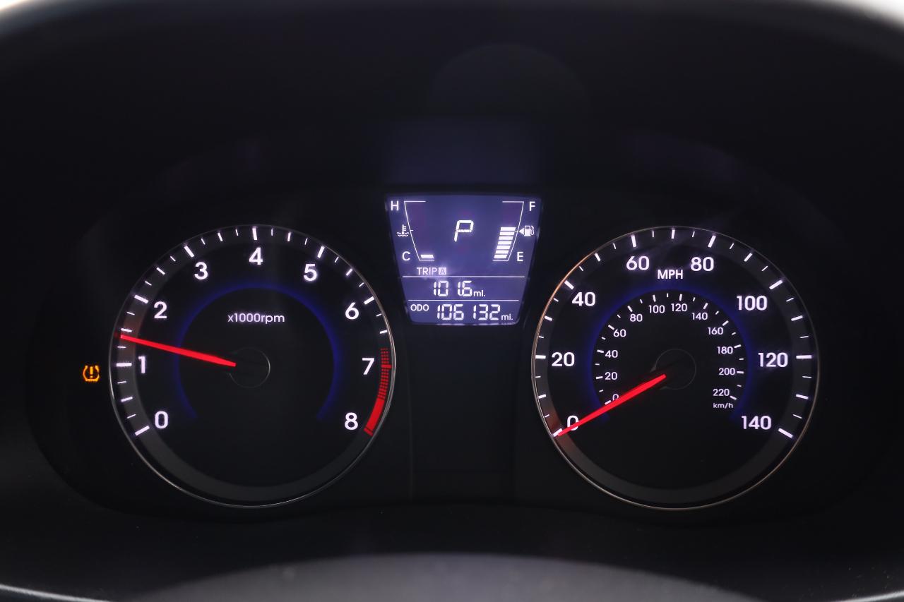 Hyundai Accent 5dr HB Auto GS 2013