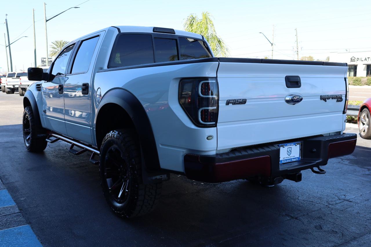 Ford F-150 4WD SuperCrew 145" SVT Raptor 2011