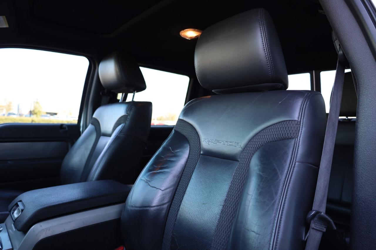 Ford F-150 4WD SuperCrew 145" SVT Raptor 2011