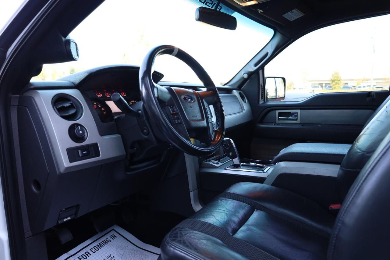 Ford F-150 4WD SuperCrew 145" SVT Raptor 2011