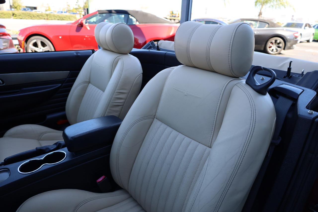 Ford Thunderbird 2dr Convertible Deluxe 2004