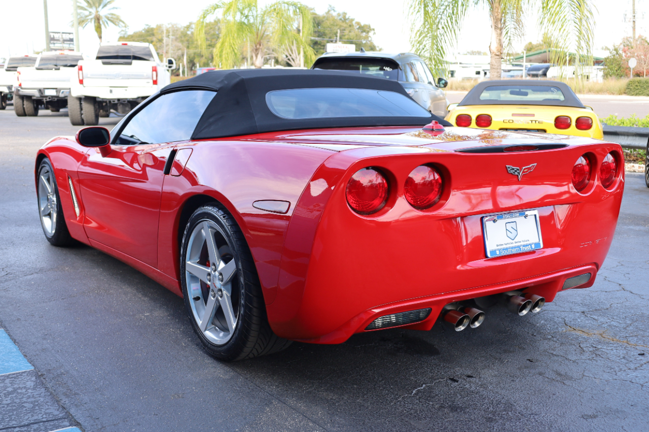Chevrolet Corvette 2dr Convertible 2005