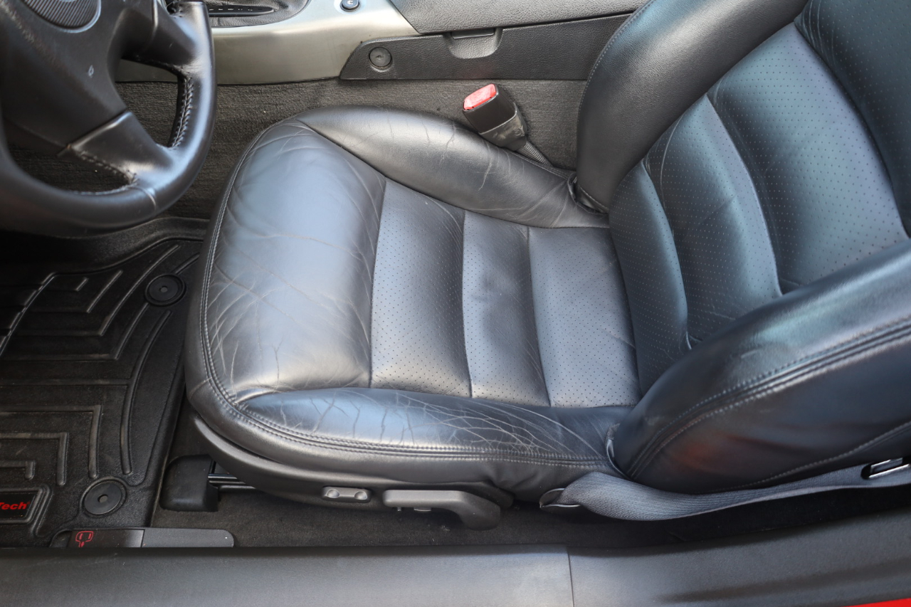 Chevrolet Corvette 2dr Convertible 2005