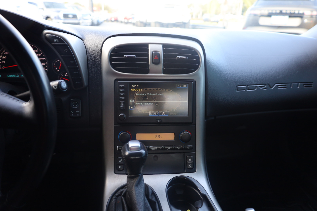 Chevrolet Corvette 2dr Convertible 2005