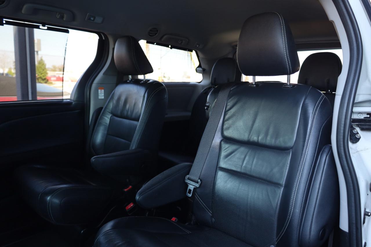 Toyota Sienna SE Premium FWD 8-Passenger (Natl) 2018