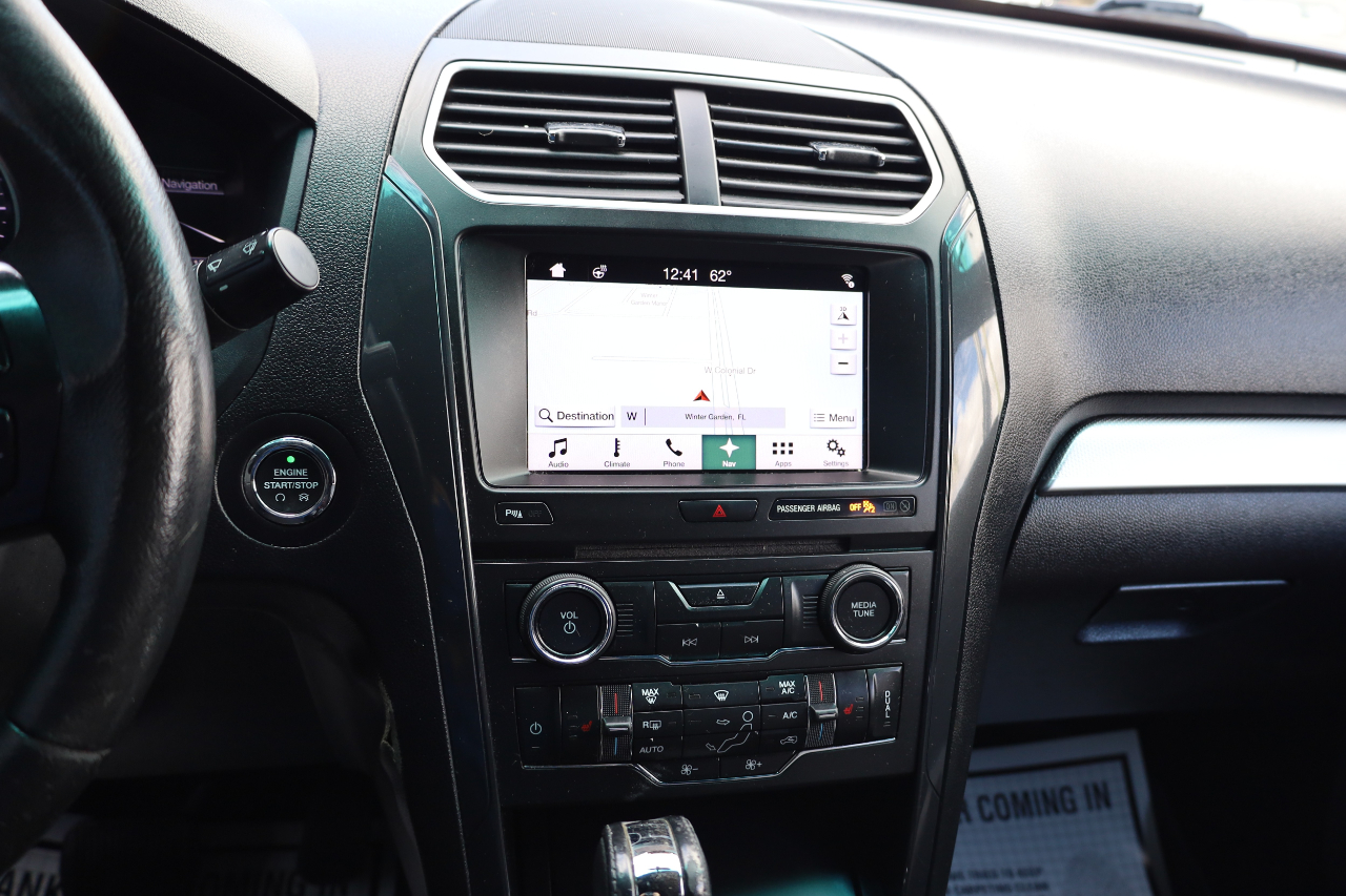 Ford Explorer XLT FWD 2017