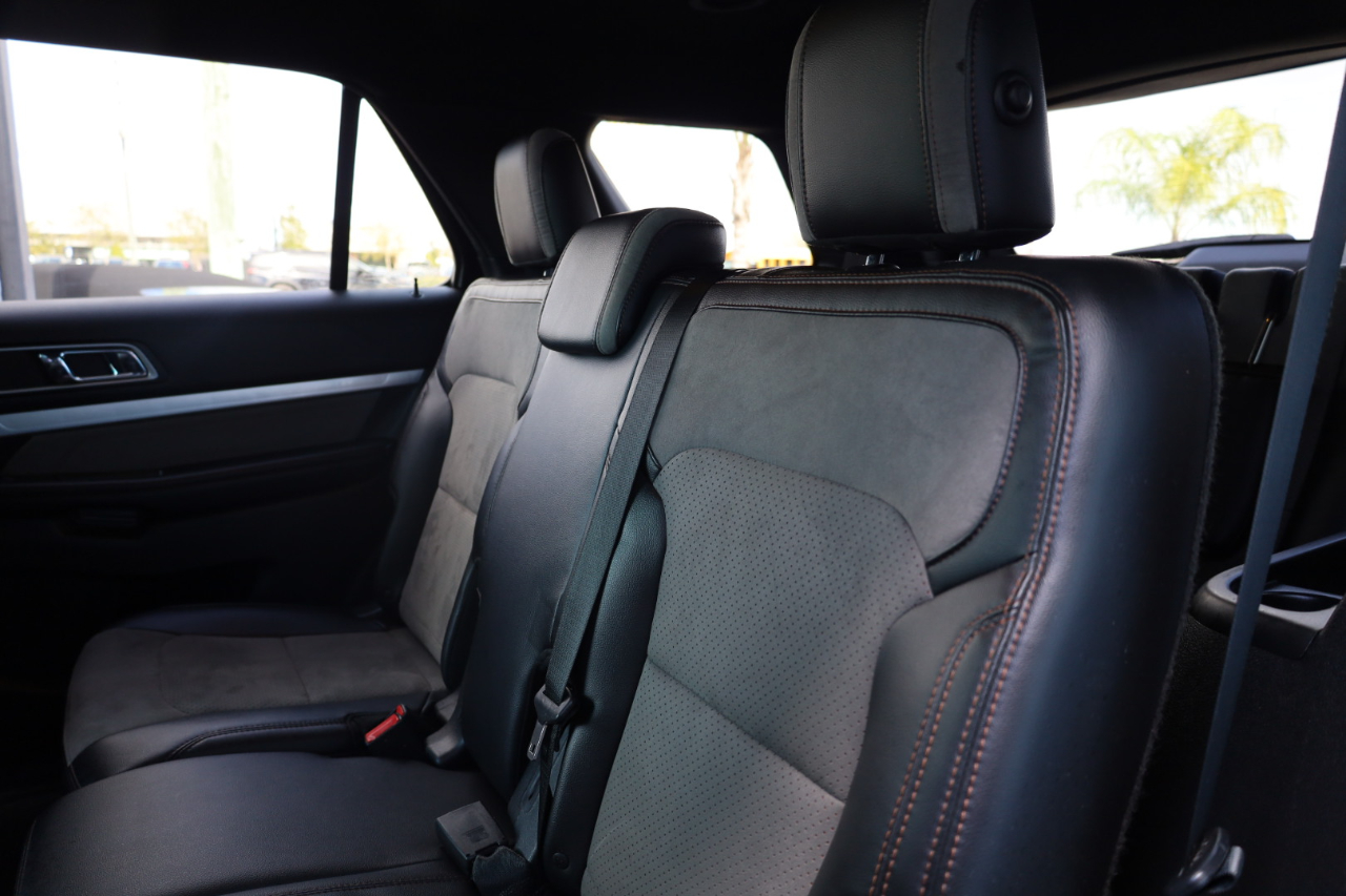 Ford Explorer XLT FWD 2017