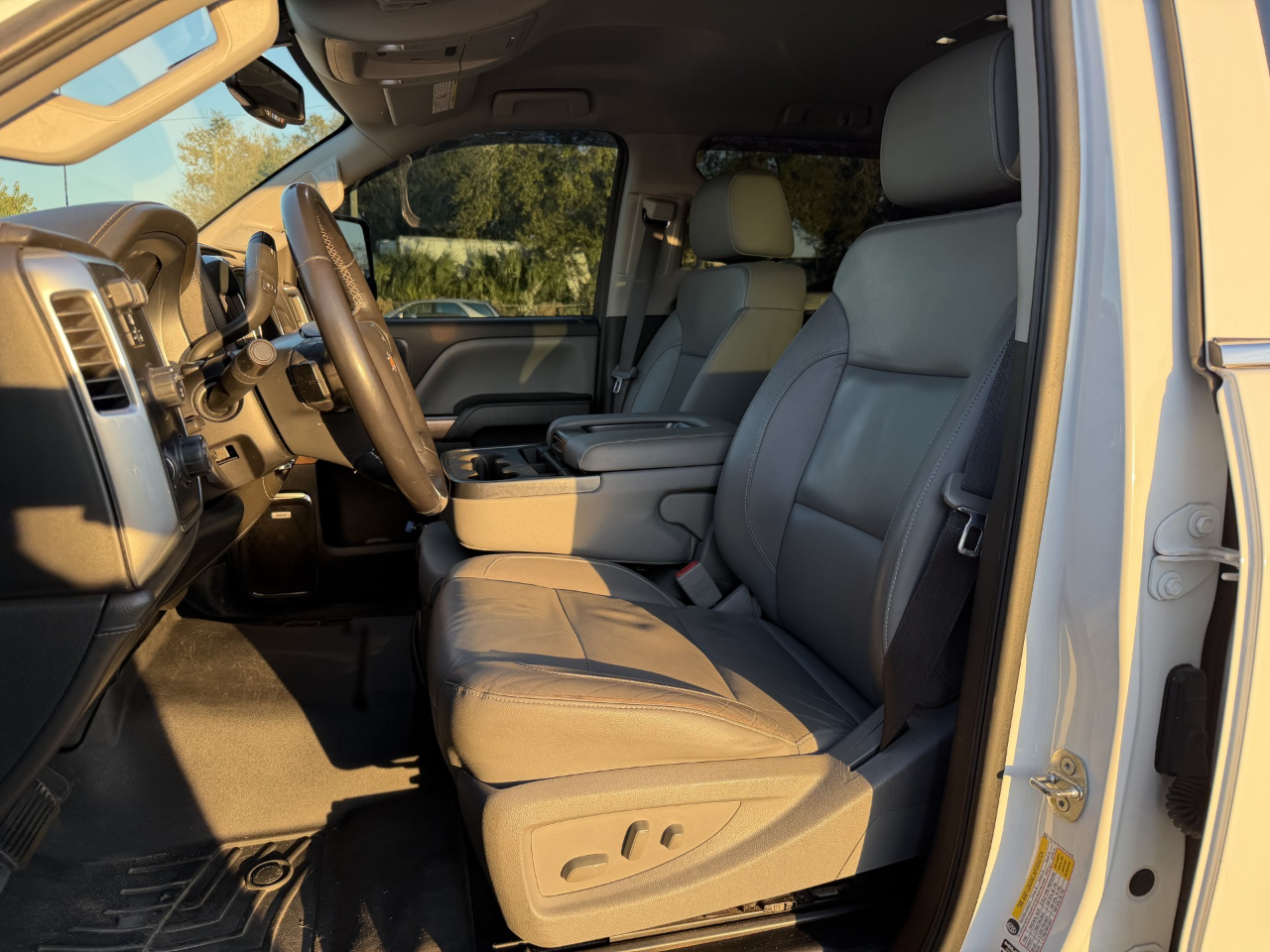 Chevrolet Silverado 2500HD 4WD Crew Cab 153.7" LTZ 2019