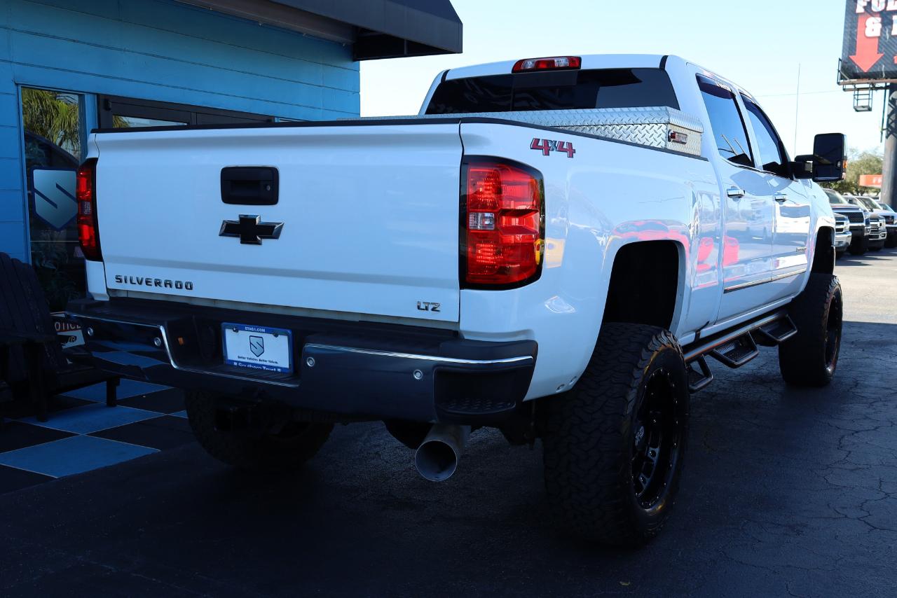 Chevrolet Silverado 2500HD 4WD Crew Cab 153.7" LTZ 2019
