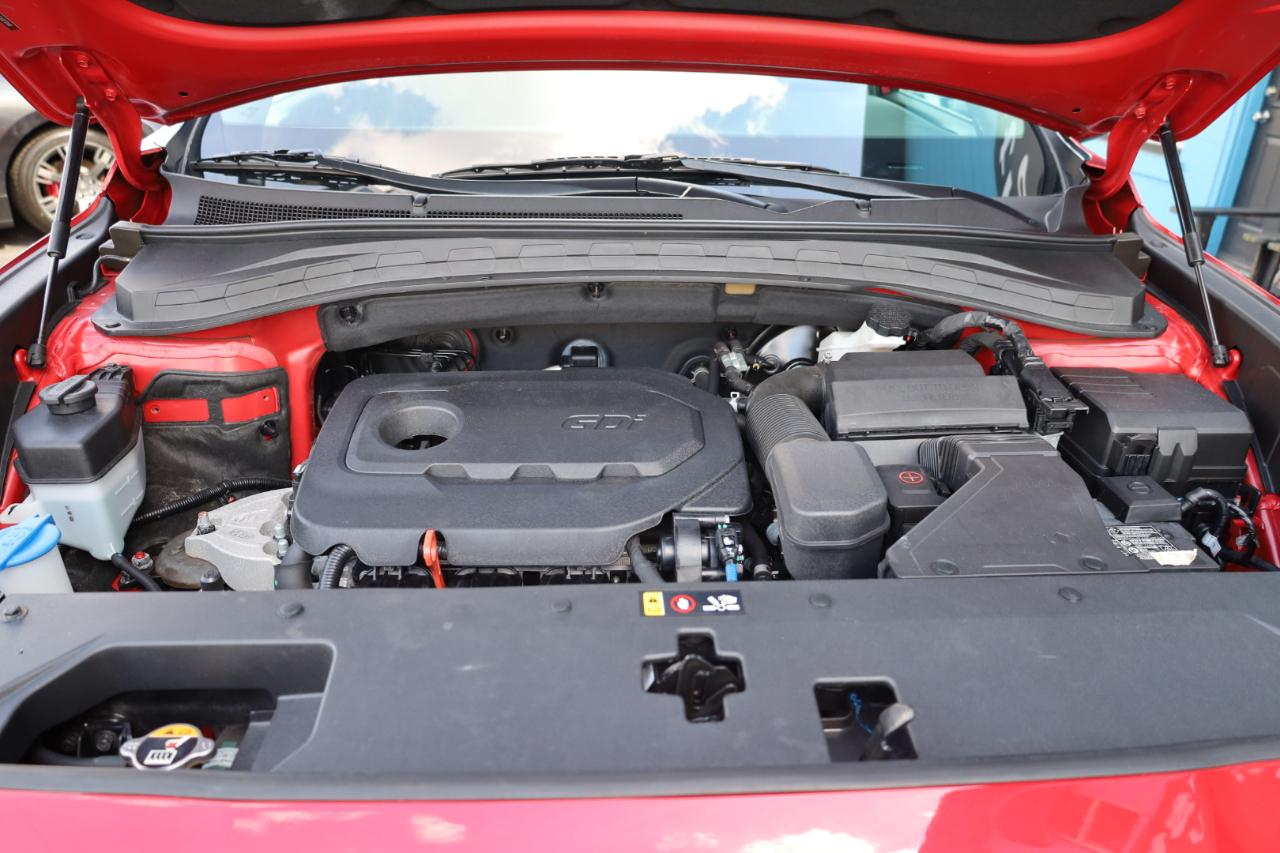 Hyundai Santa Fe SE 2.4L Auto FWD 2020