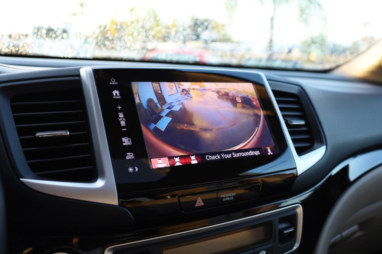 Honda Ridgeline RTL-E 4x4 Crew Cab 5.3' Bed 2017