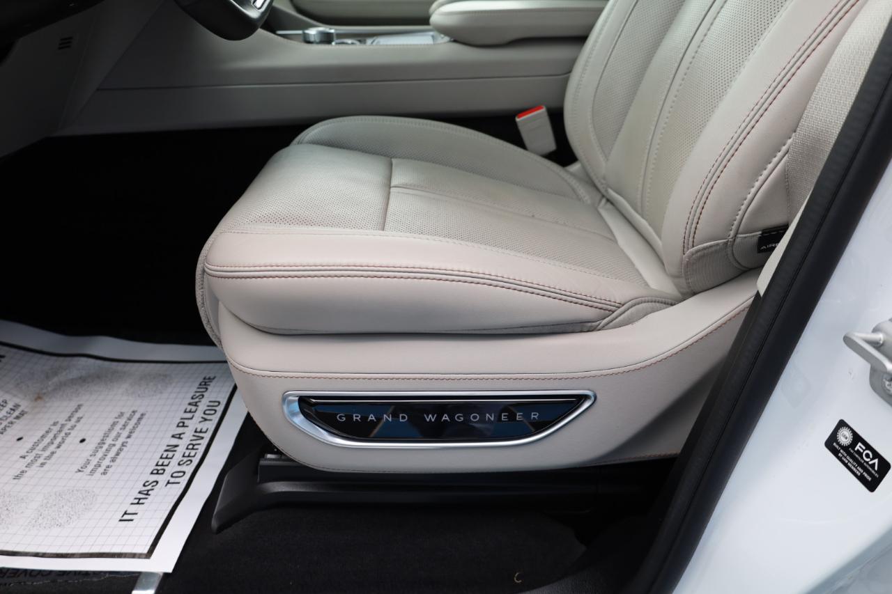 Jeep Grand Wagoneer 4x4 2023