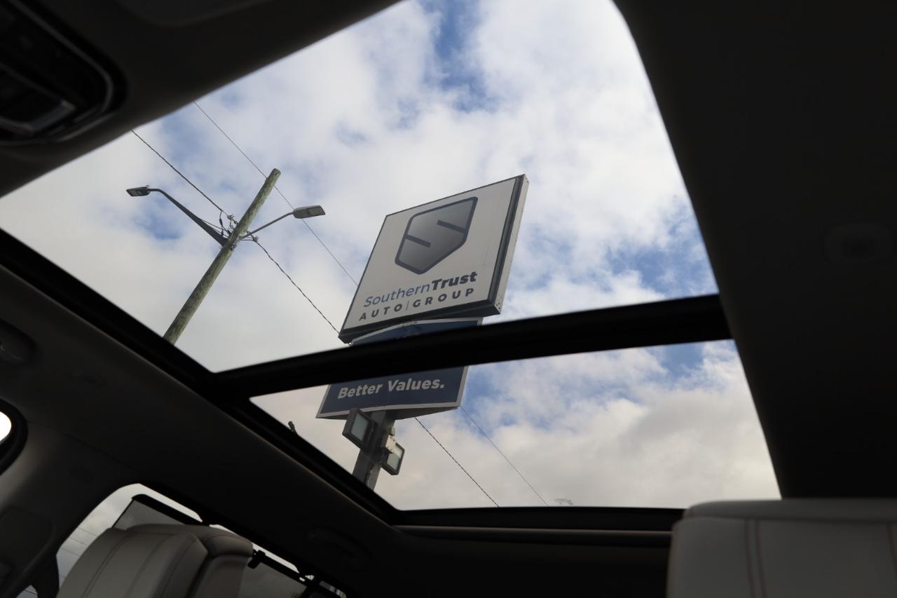 Jeep Grand Wagoneer 4x4 2023