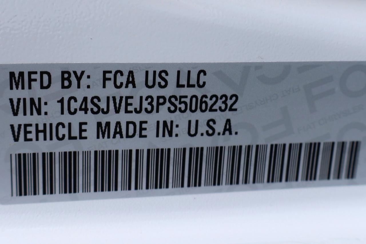 Jeep Grand Wagoneer 4x4 2023