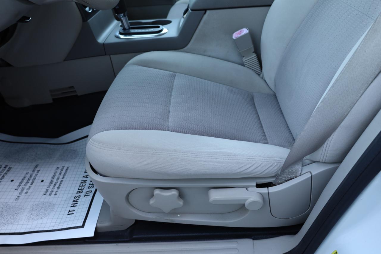 Ford Explorer Sport Trac 4WD 4dr V6 XLT 2007