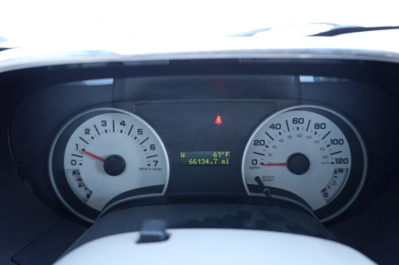 Ford Explorer Sport Trac 4WD 4dr V6 XLT 2007