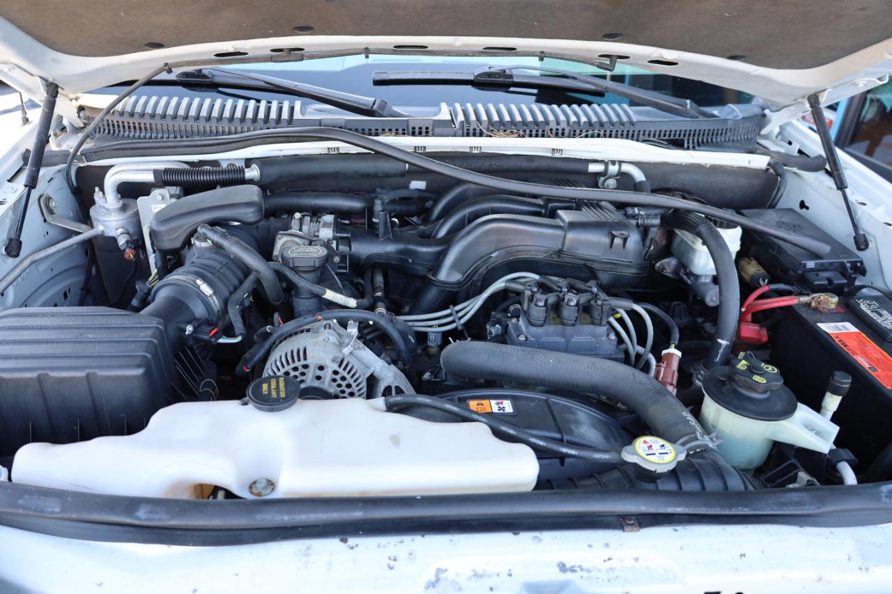 Ford Explorer Sport Trac 4WD 4dr V6 XLT 2007