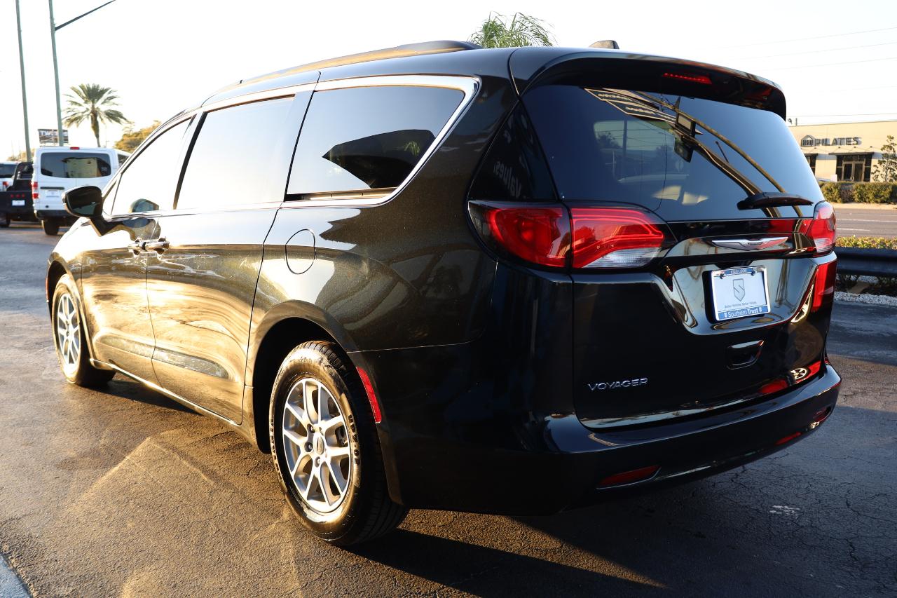 Chrysler Voyager LXI FWD 2021