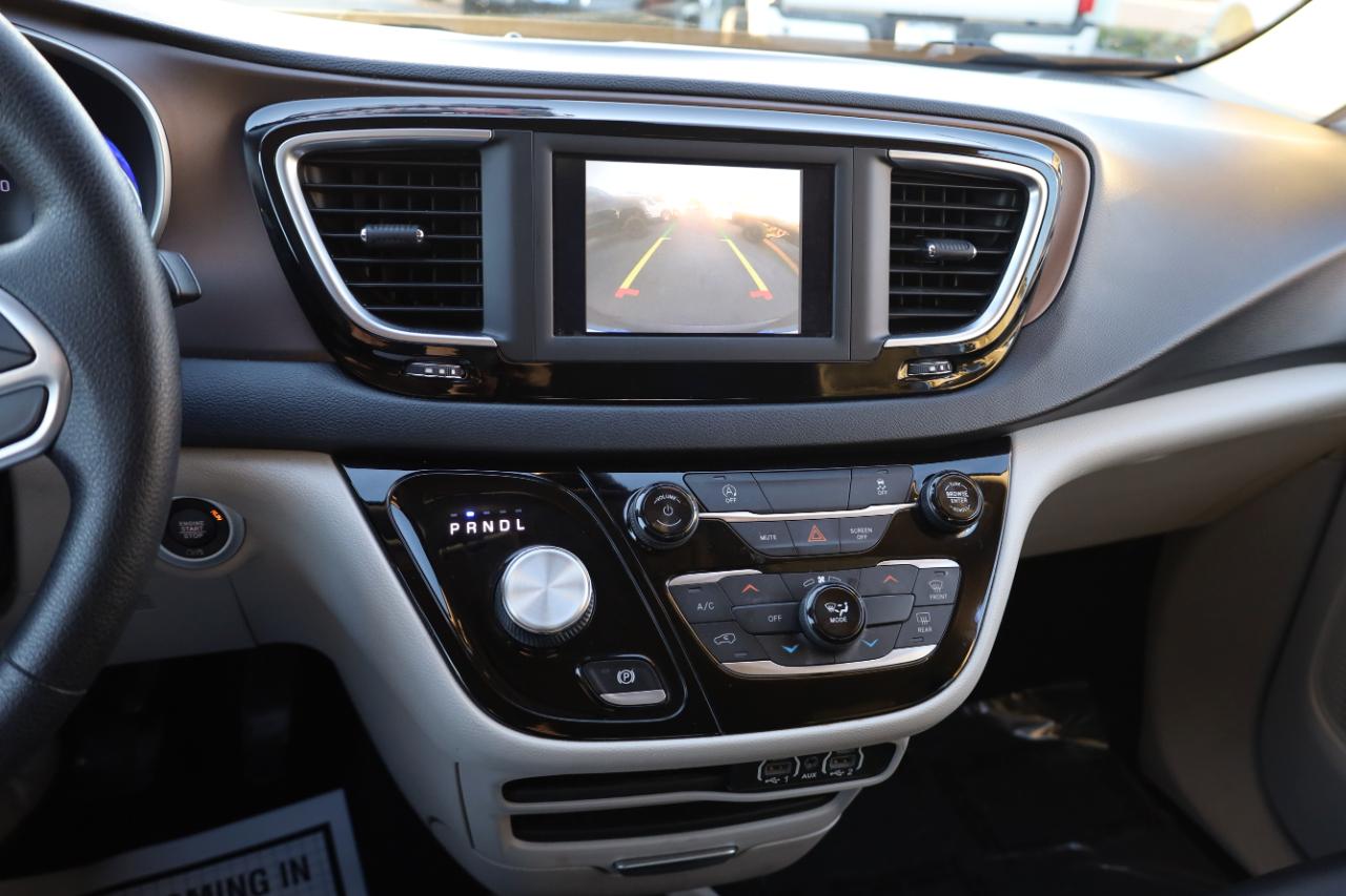 Chrysler Voyager LXI FWD 2021