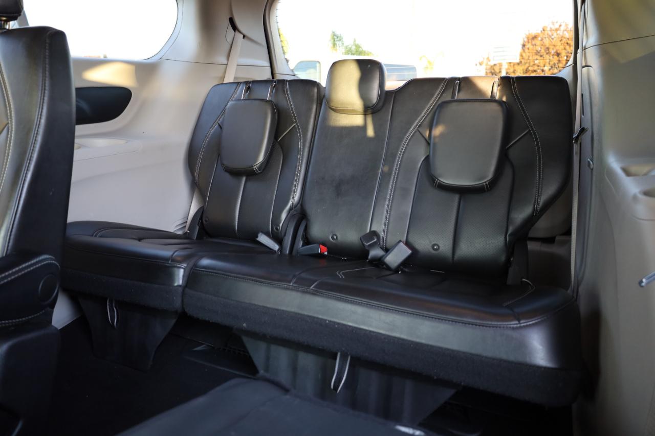 Chrysler Voyager LXI FWD 2021