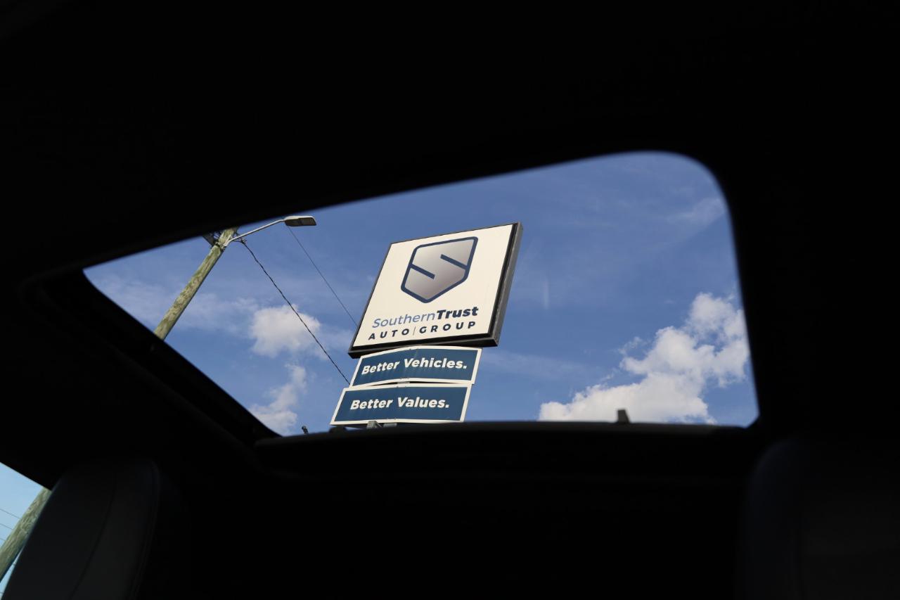 Chevrolet Camaro 2dr Cpe 2SS 2012