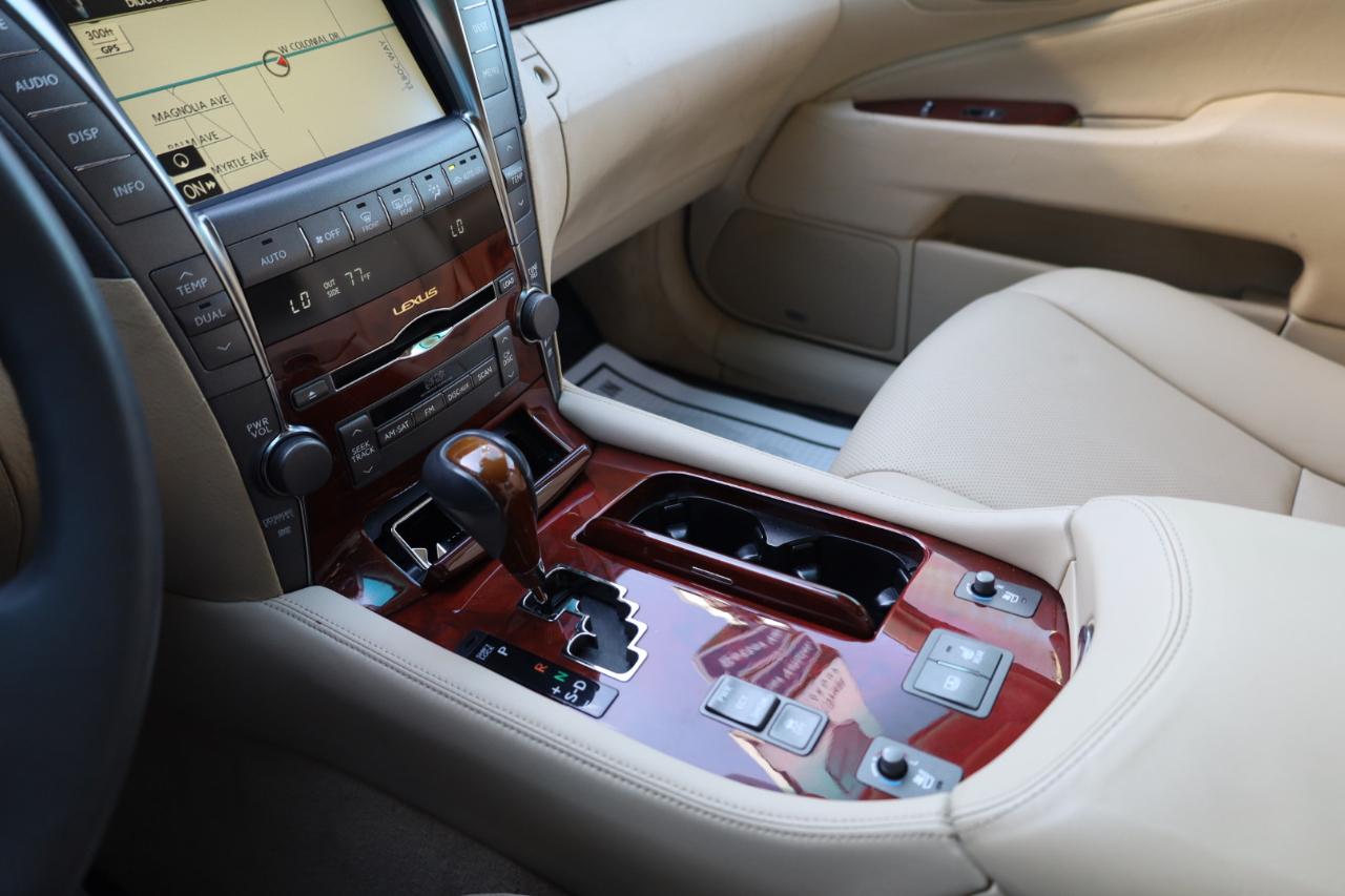 Lexus LS 460 4dr Sdn 2008