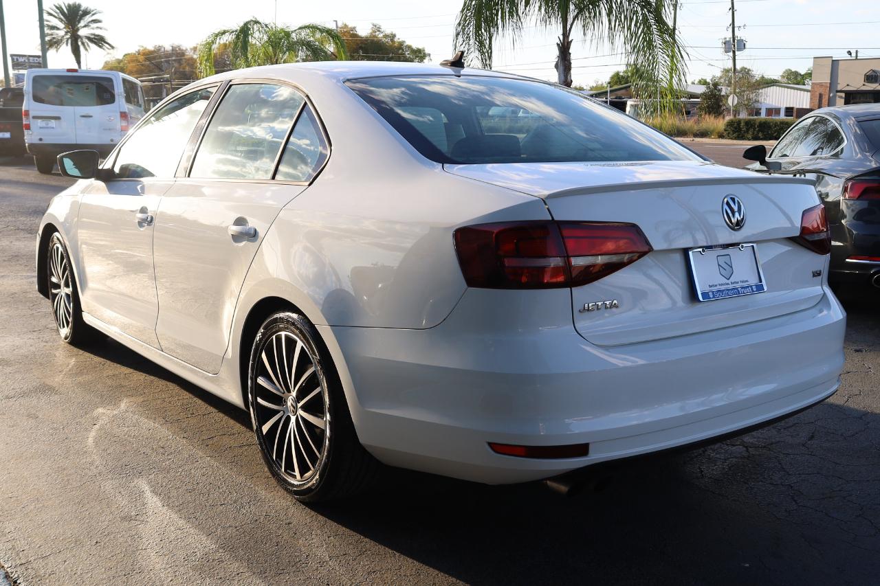 Volkswagen Jetta Sedan 4dr Auto 1.8T Sport PZEV 2016