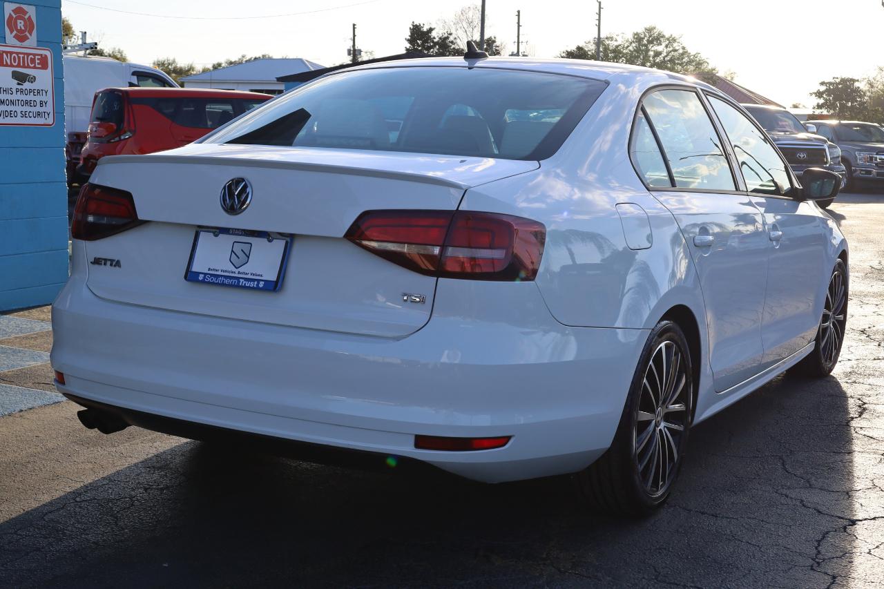 Volkswagen Jetta Sedan 4dr Auto 1.8T Sport PZEV 2016