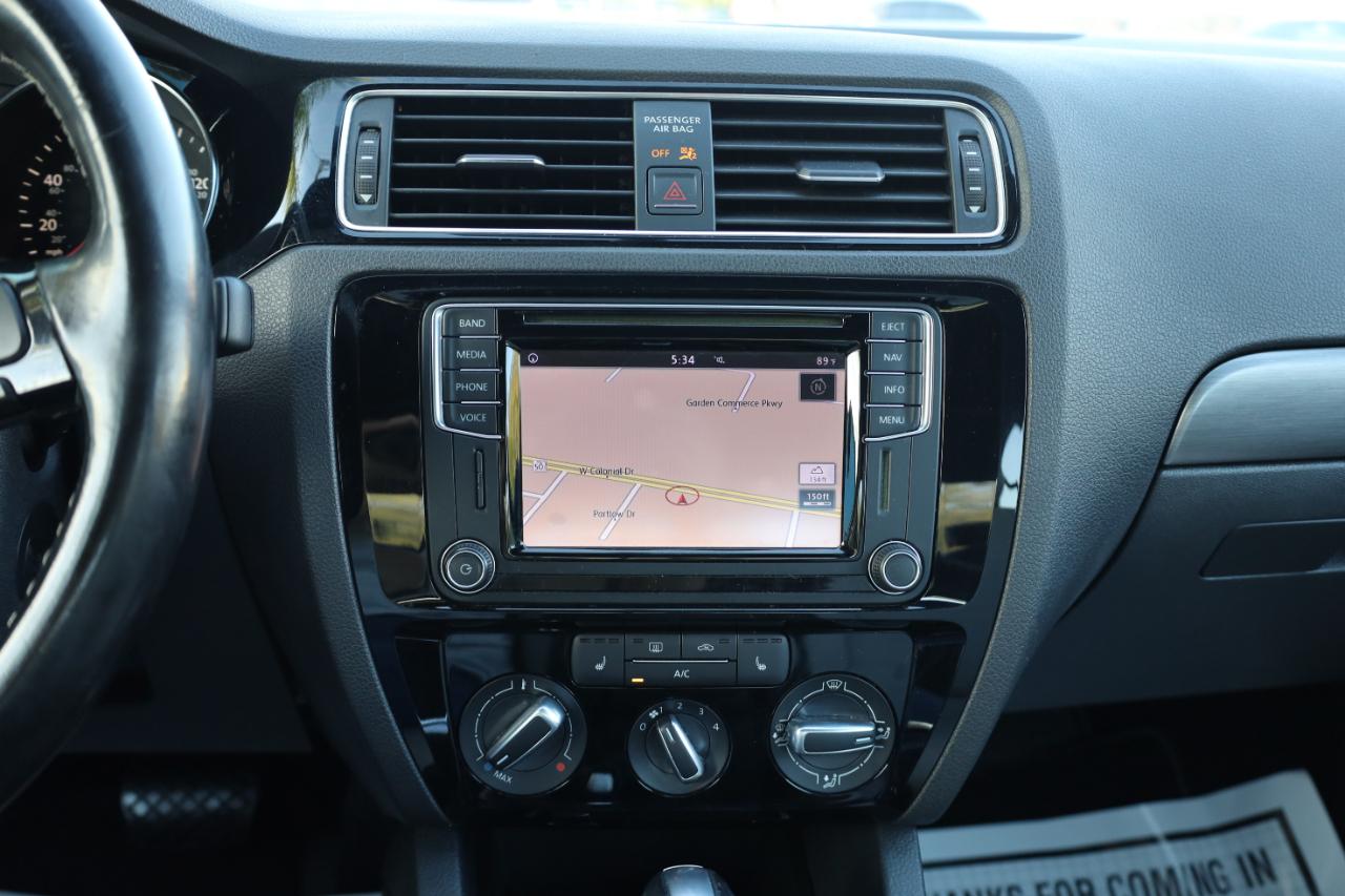 Volkswagen Jetta Sedan 4dr Auto 1.8T Sport PZEV 2016