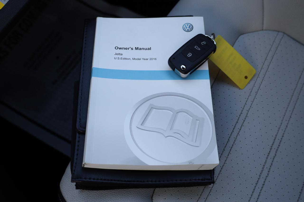 Volkswagen Jetta Sedan 4dr Auto 1.8T Sport PZEV 2016