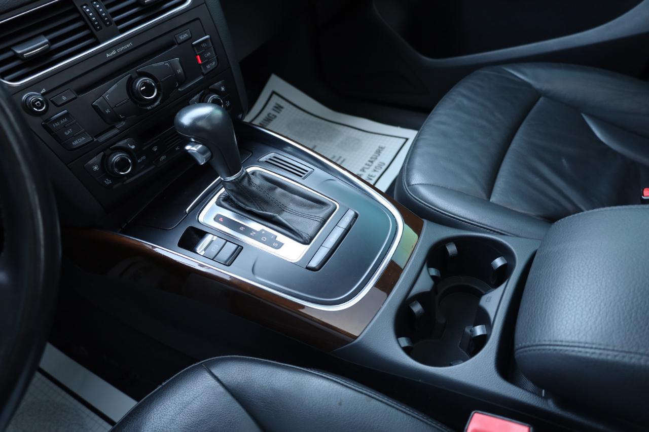 Audi Q5 quattro 4dr 2.0T Premium Plus 2011