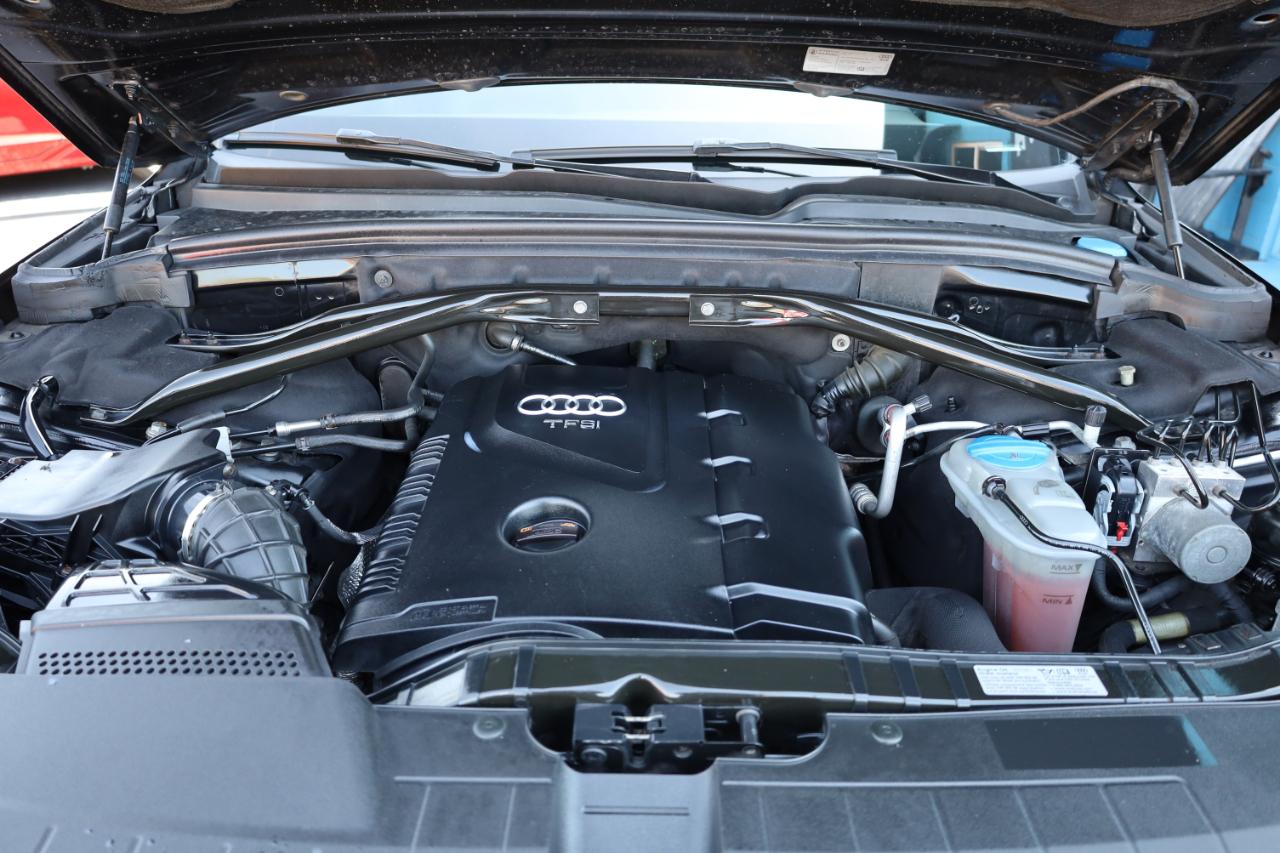 Audi Q5 quattro 4dr 2.0T Premium Plus 2011