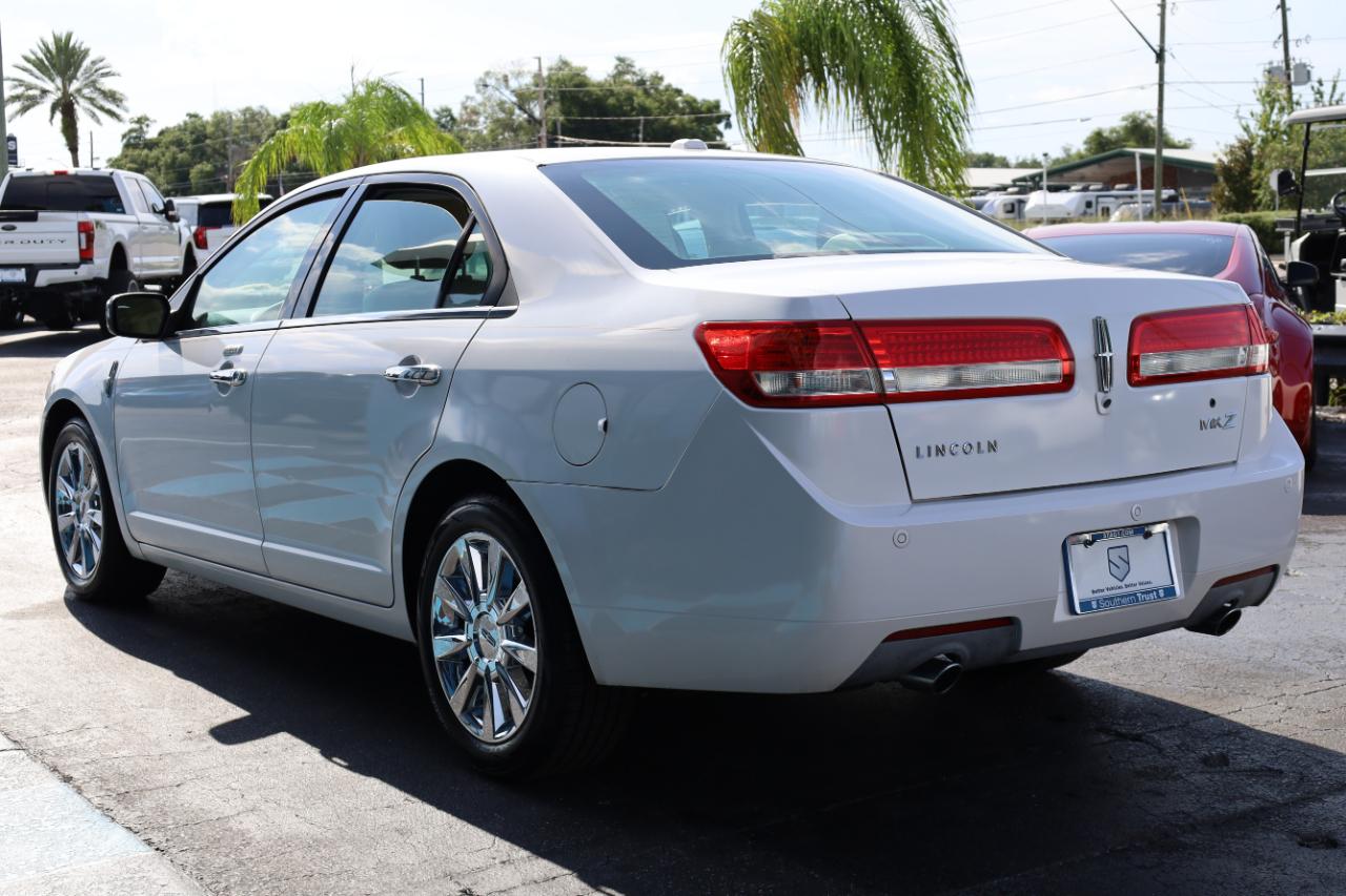 Lincoln MKZ 4dr Sdn FWD 2011