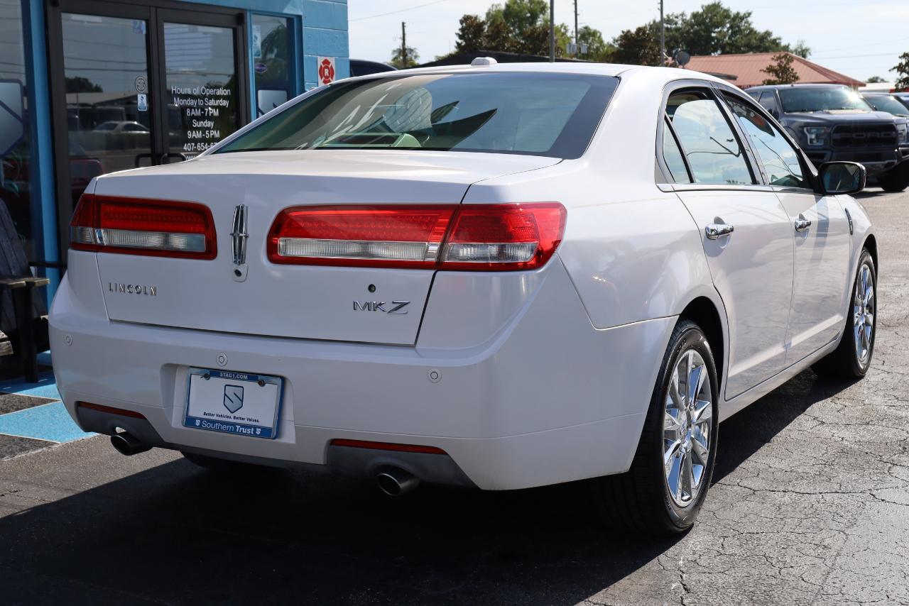 Lincoln MKZ 4dr Sdn FWD 2011
