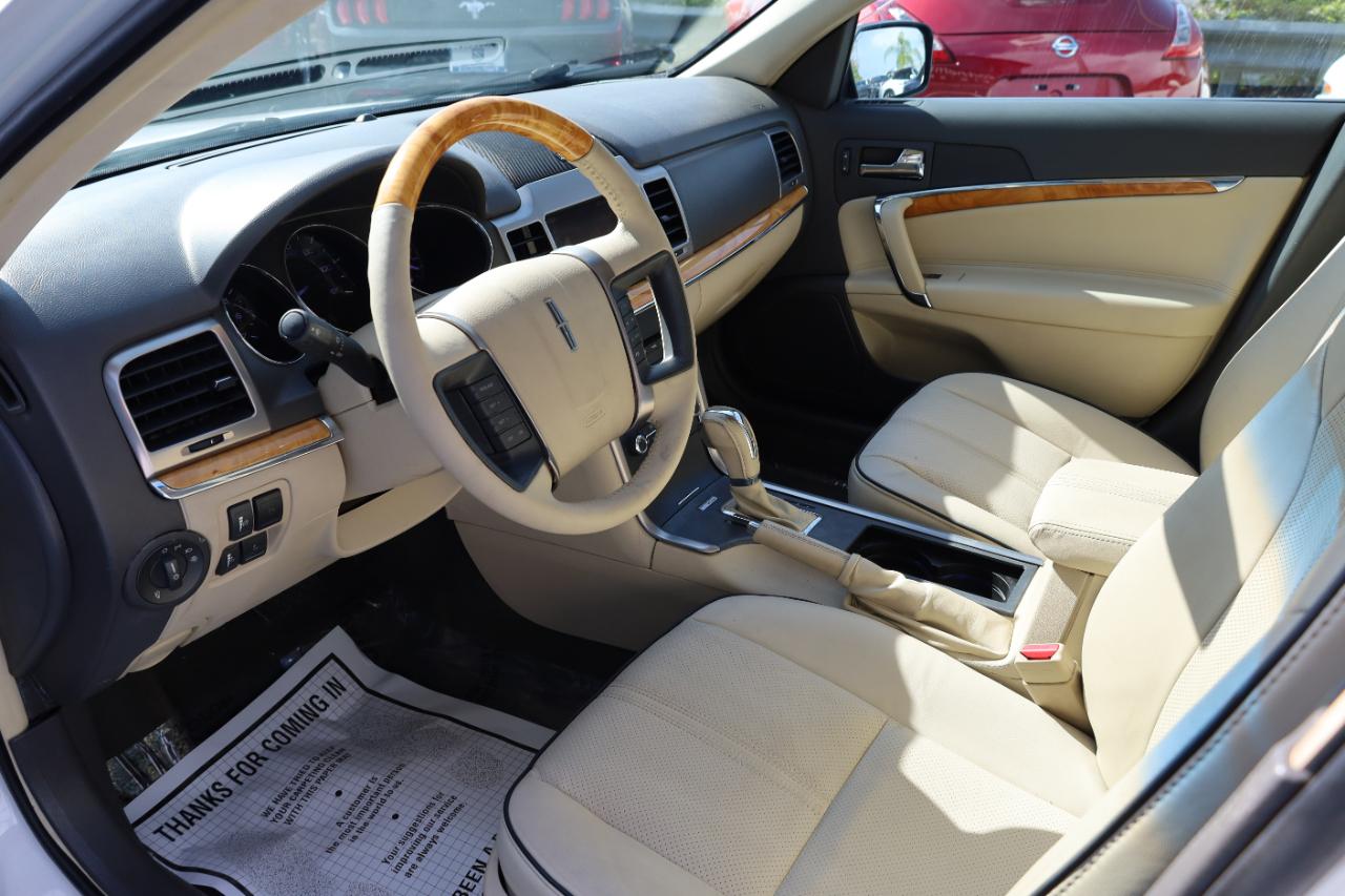 Lincoln MKZ 4dr Sdn FWD 2011